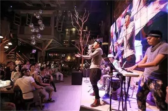 胡桃里音樂酒館 胡桃里音樂酒館