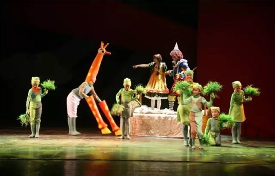 動動鞋子兒童劇團