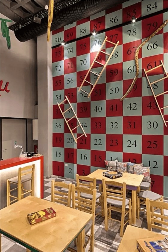 希臘雅典棋盤游戲咖啡館 希臘雅典棋盤游戲咖啡館