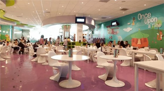 美國(guó)洛杉磯Giggles N' Hugs餐廳 美國(guó)洛杉磯Giggles N' Hugs餐廳