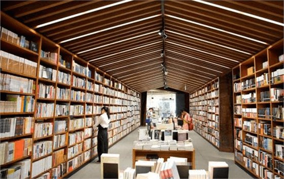 書(shū)店成&ldquo;吸客神器&rdquo;