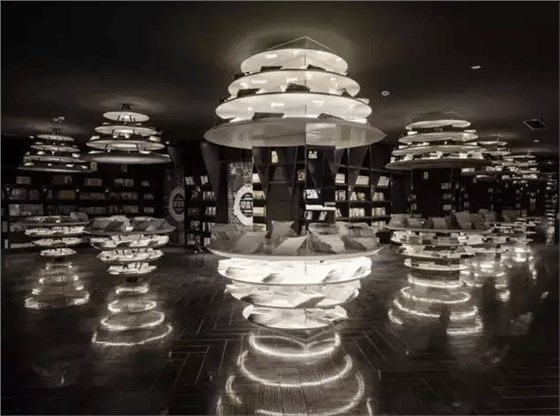 上海閔行店：&ldquo;萬(wàn)花筒&rdquo;式的繁花世界