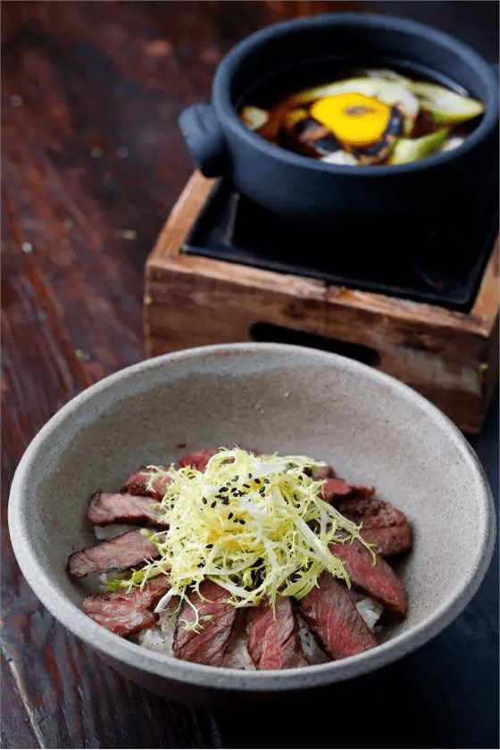 Professor Lee 李教授