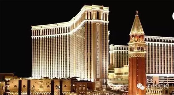 大運(yùn)河購(gòu)物中心