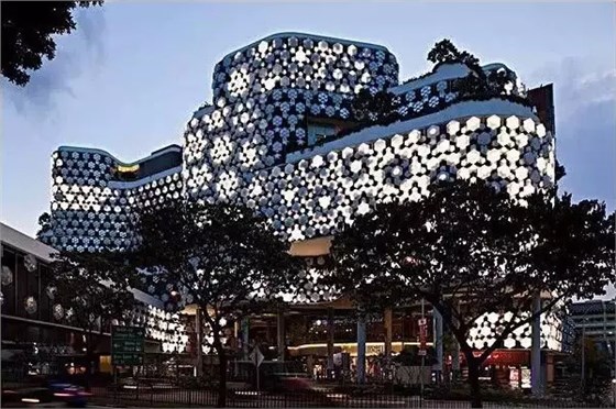 “看得見”:做好商業(yè)展示面 “看得見”:做好商業(yè)展示面