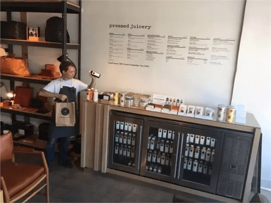 與消費(fèi)者溝通，延長(zhǎng)停留時(shí)間