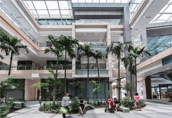 新加坡西城購(gòu)物中心：充滿綠意的開放式公共空間