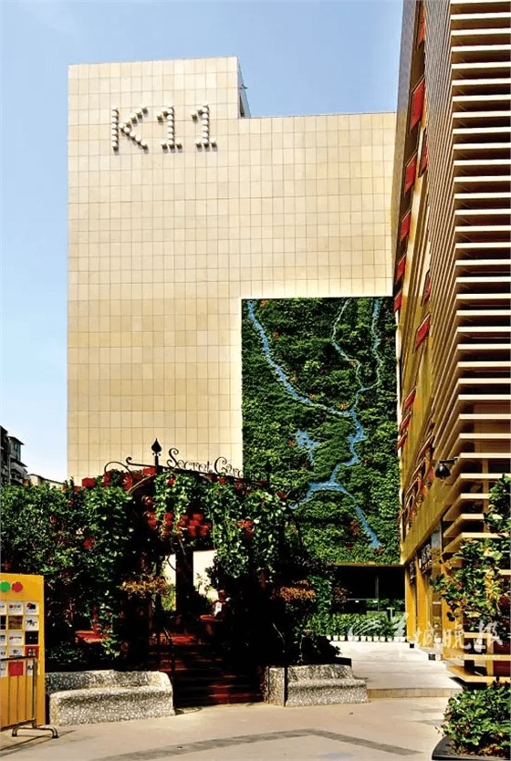 K11：國(guó)內(nèi)最喜歡玩&ldquo;垂直綠化&rdquo;的購(gòu)物中心