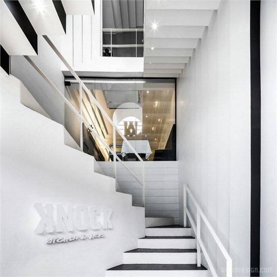 泰國 KNOCK Kitchen & Kicks 鞋店設(shè)計 鞋店設(shè)計 泰國 店面設(shè)計 商業(yè)空間設(shè)計 專賣店設(shè)計