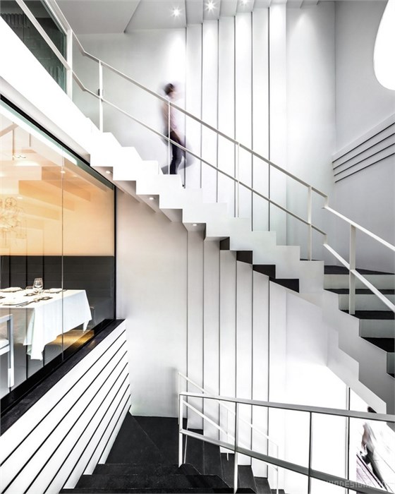 泰國 KNOCK Kitchen & Kicks 鞋店設(shè)計 鞋店設(shè)計 泰國 店面設(shè)計 商業(yè)空間設(shè)計 專賣店設(shè)計