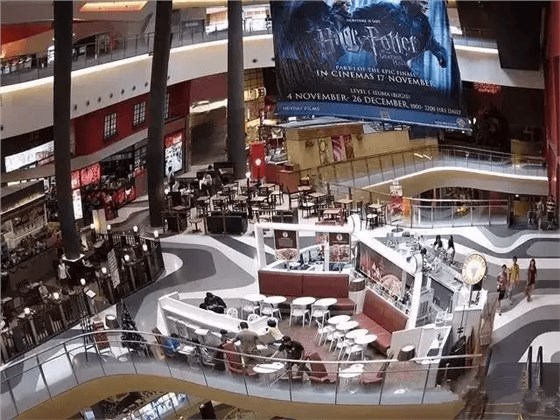 新加坡Iluma購(gòu)物中心