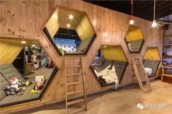 哥倫比亞復合兒童書店 哥倫比亞復合兒童書店