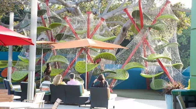 美國洛杉磯Giggles N' Hugs餐廳 美國洛杉磯Giggles N' Hugs餐廳