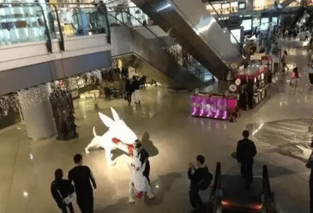 經(jīng)營尷尬的購物中心，基本都在燈光上犯了這些錯！