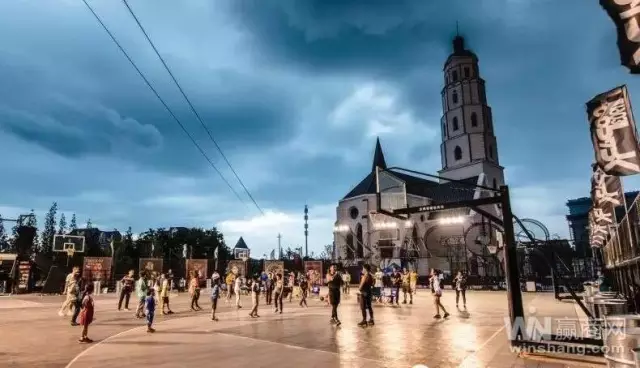 全民健身季昆明購物中心的運(yùn)動(dòng)潮