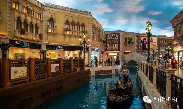 大運(yùn)河購(gòu)物中心