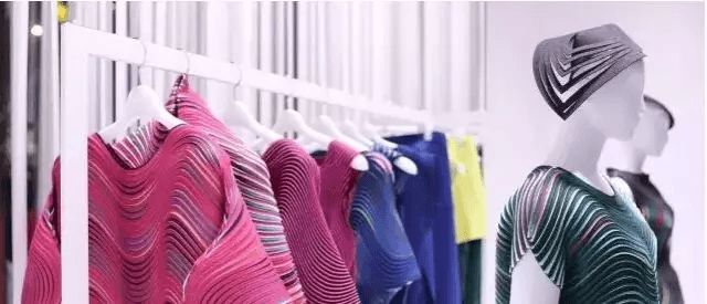 ISSEY MIYAKE（三宅一生）