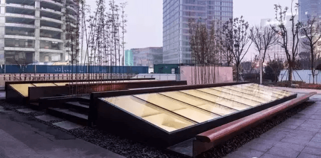 蘇州工業(yè)園區(qū)藝術(shù)廣場(chǎng)