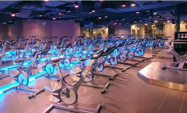 上海七寶萬科廣場：國內(nèi)首創(chuàng)室內(nèi)無限運(yùn)動(dòng)館