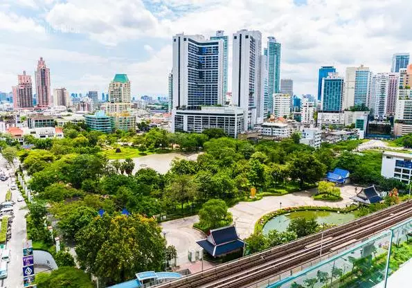 浪漫的空中花園：QUARTIER WATER GARDEN