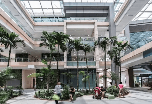 新加坡西城購(gòu)物中心：充滿(mǎn)綠意的開(kāi)放式公共空間