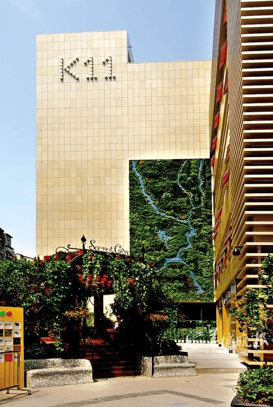 K11：國(guó)內(nèi)最喜歡玩&ldquo;垂直綠化&rdquo;的購(gòu)物中心