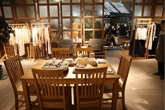 茵曼~~在淘寶成長起來的網(wǎng)絡(luò)女裝品牌