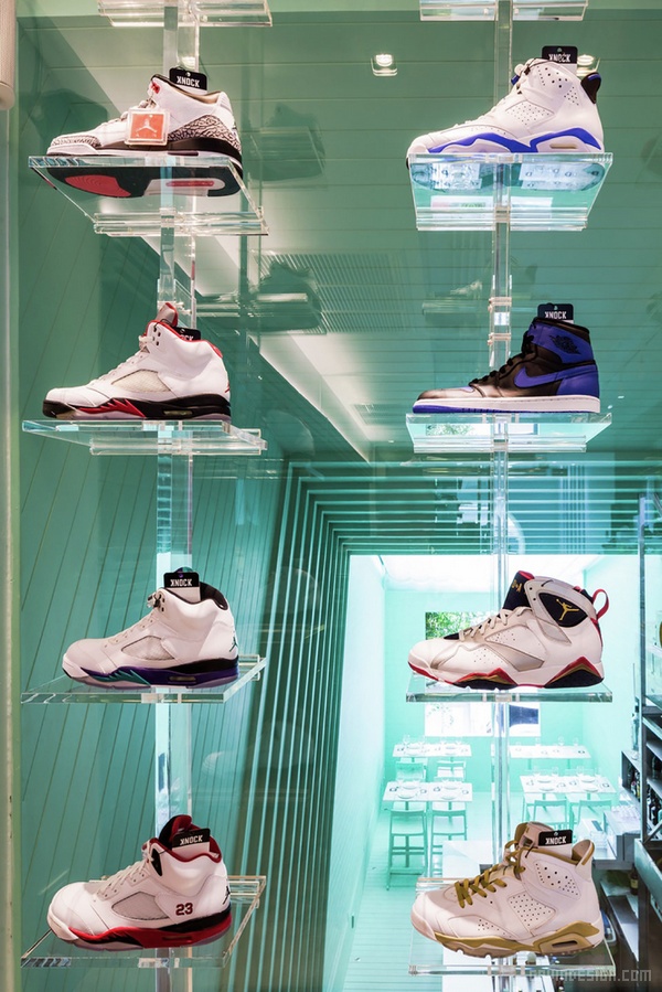 泰國(guó) KNOCK Kitchen & Kicks 鞋店設(shè)計(jì) 鞋店設(shè)計(jì) 泰國(guó) 店面設(shè)計(jì) 商業(yè)空間設(shè)計(jì) 專賣店設(shè)計(jì) 泰國(guó) KNOCK Kitchen & Kicks 鞋店設(shè)計(jì) 鞋店設(shè)計(jì) 泰國(guó) 店面設(shè)計(jì) 商業(yè)空間設(shè)計(jì) 專賣店設(shè)計(jì)