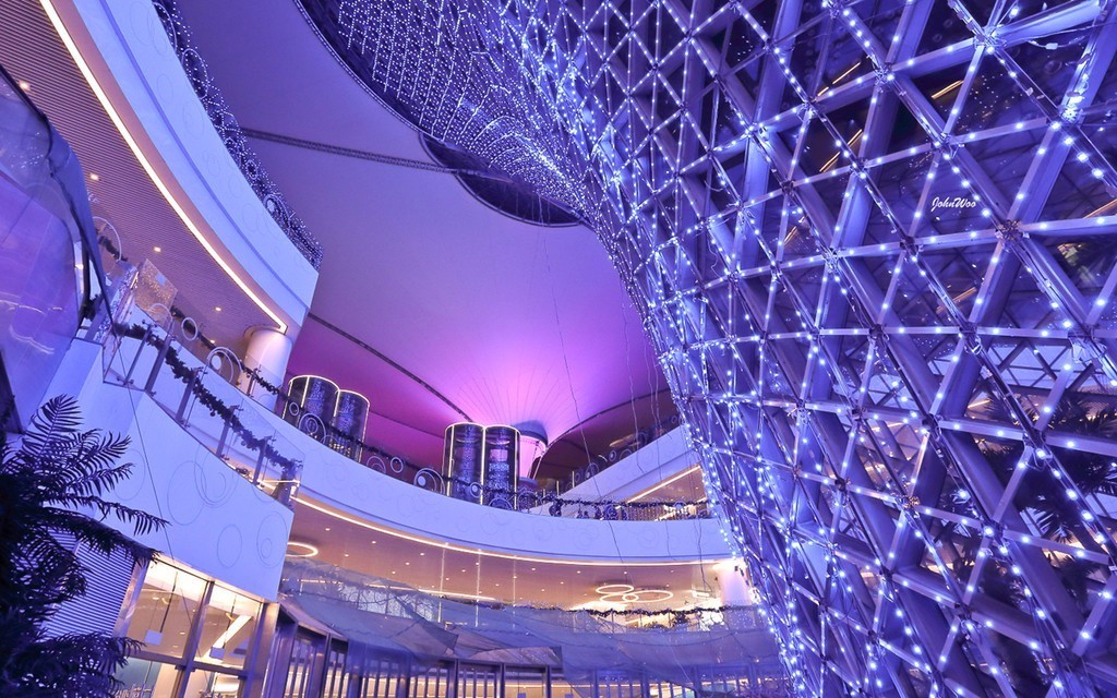 每晚上演&ldquo;天幕燈光秀&rdquo;的上海世博源