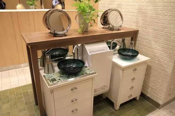 商場公共衛(wèi)生間