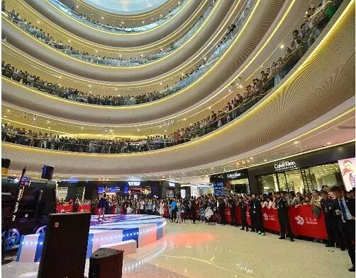 重慶愛(ài)琴海購(gòu)物公園