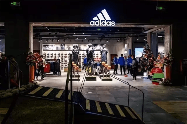 擁有品牌最新零售店設計理念&ldquo;adidas Stadium Home Court&rdquo;