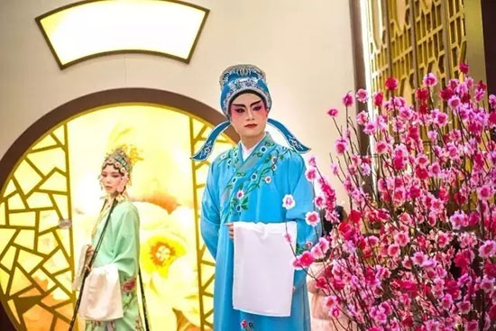 購(gòu)物中心遇見(jiàn)江南