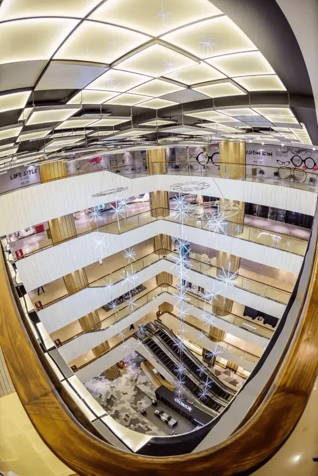 金鷹國際購物廣場