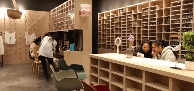 就試&middot;試衣間