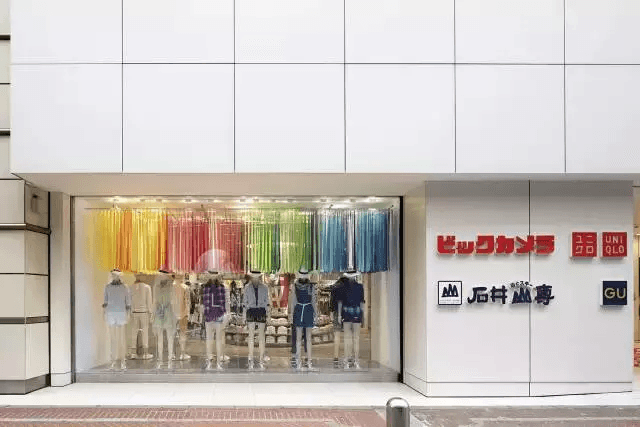 Uniqlo日本銀座旗艦店 Uniqlo日本銀座旗艦店