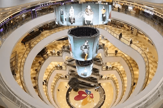 購(gòu)物中心是做&ldquo;場(chǎng)&rdquo;，百貨是做&ldquo;商&ldquo;