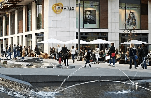 柏林東門購(gòu)物中心 柏林東門購(gòu)物中心